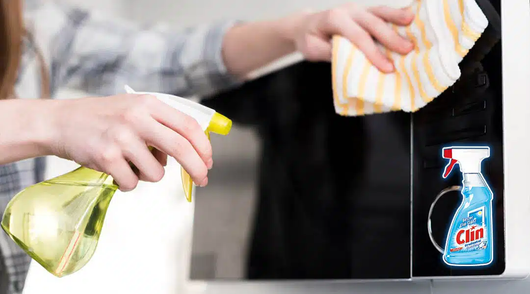 تمیز کردن ماکروفر با سرکه